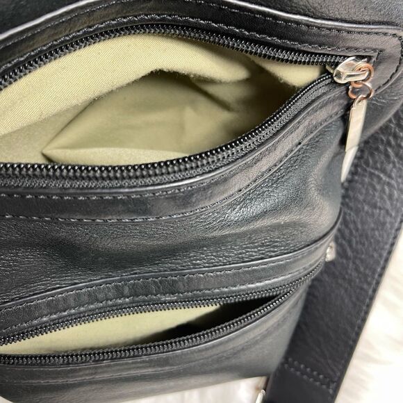 Margot black soft leather crossbody bag with silver tone hardwares. - Picture 6 of 9